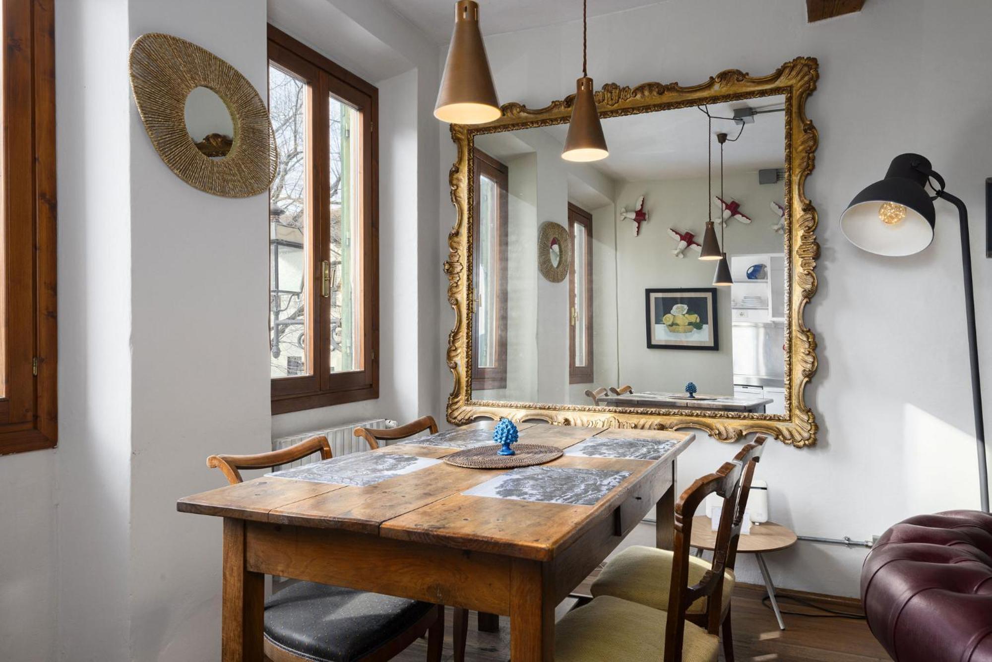Apartment Unyca - Casa D'arte In Piazza Tasso Florence